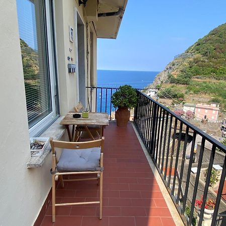 Sollevante Guest House Riomaggiore Exterior photo